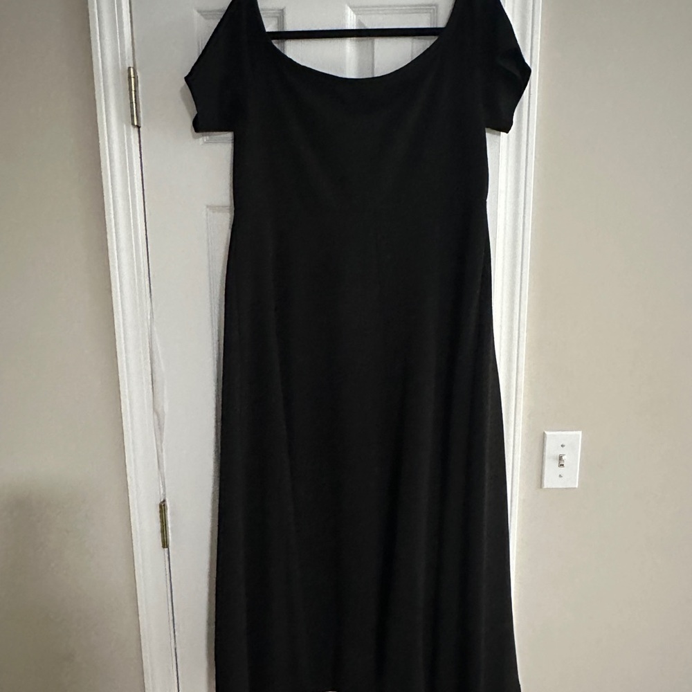Elegant Black Women's Dress